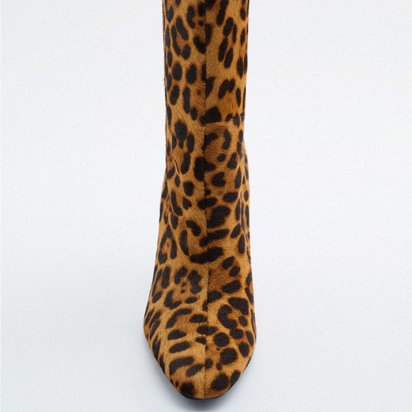 ZARA LEOPARD PRINT HEELED LEATHER ANKLE BOOTS - Picture 3 of 14